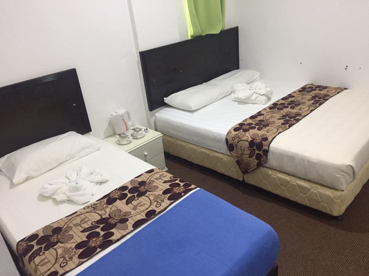 Hotel Singgah Inn Muar Exteriör bild